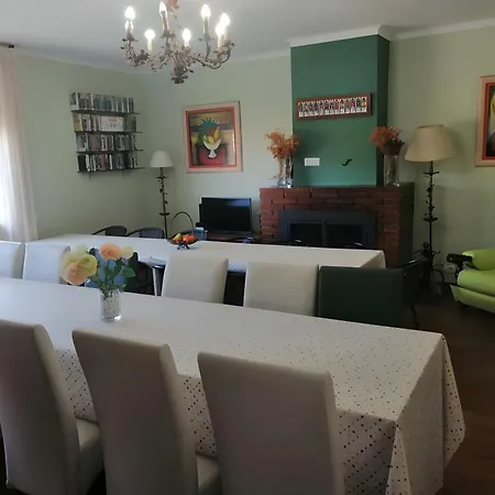 Holiday home Cal Pianista La Llacuna